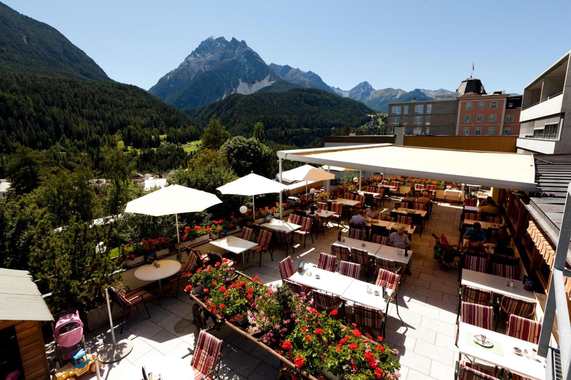 Hotel Astras ชกูอล ภายนอก รูปภาพ